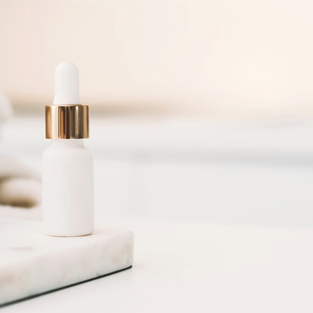 Sérum Hydratant Acide Hyaluronique — en situation